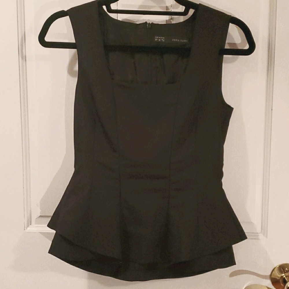 Zara Basic Sleveless Peplum Top